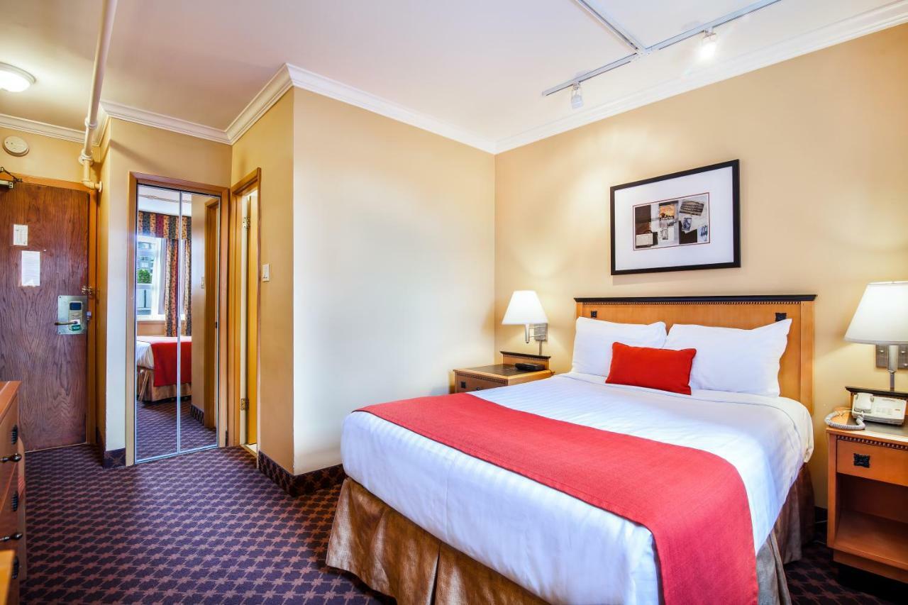 Howard Johnson By Wyndham Vancouver Downtown Dış mekan fotoğraf